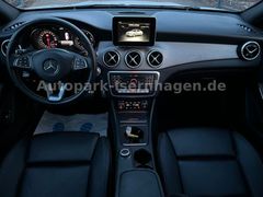 MERCEDES-BENZ CLA 250 4MATIC DCT AMG Line*Pano*RFK*Leder*Xenon