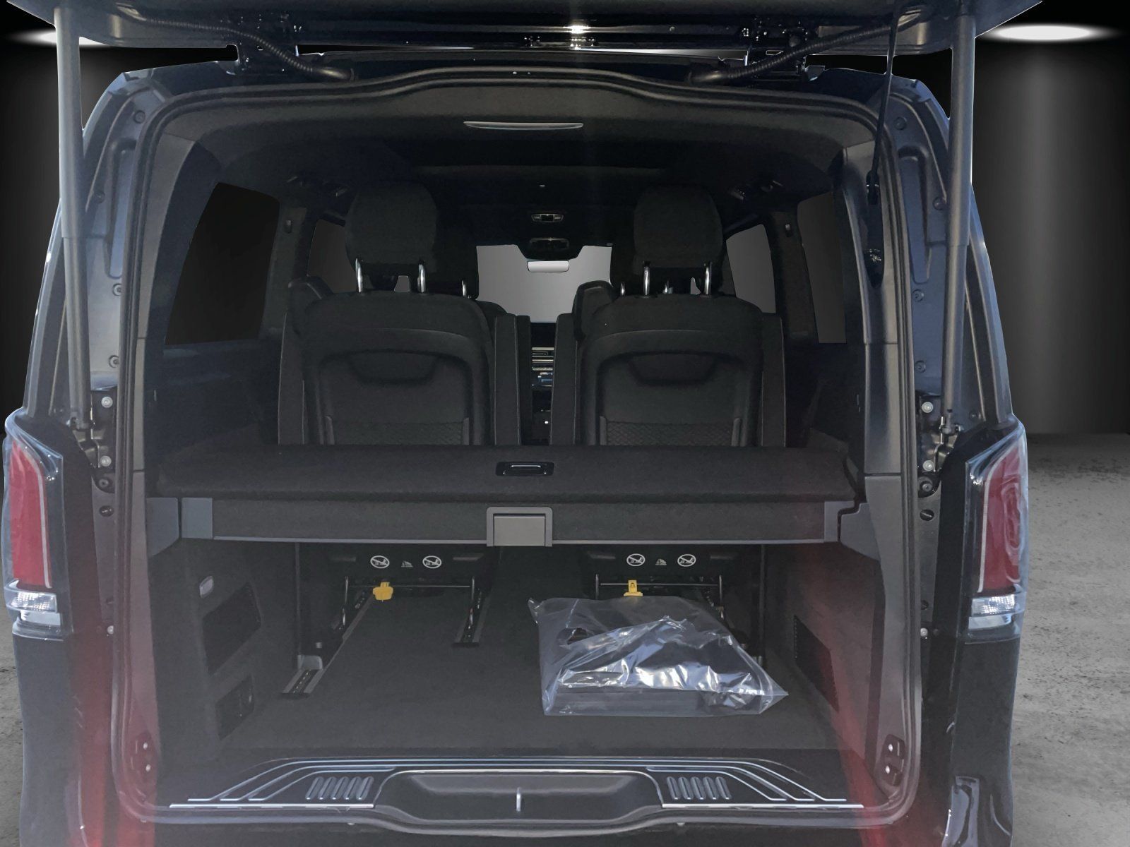 Fahrzeugabbildung Mercedes-Benz V 250 d L 4M STYLE Standhzg AHK Pano MLED DISTRO