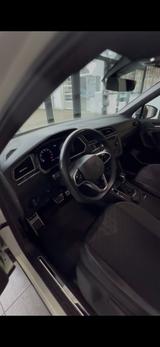 Volkswagen Tiguan Allspace 2.0 TSI OPF 140kW DSG 4MOTIO... - VW Tiguan Allspace Gebrauchtwagen in Frankfurt