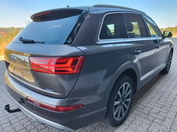 Audi Q7 - 4