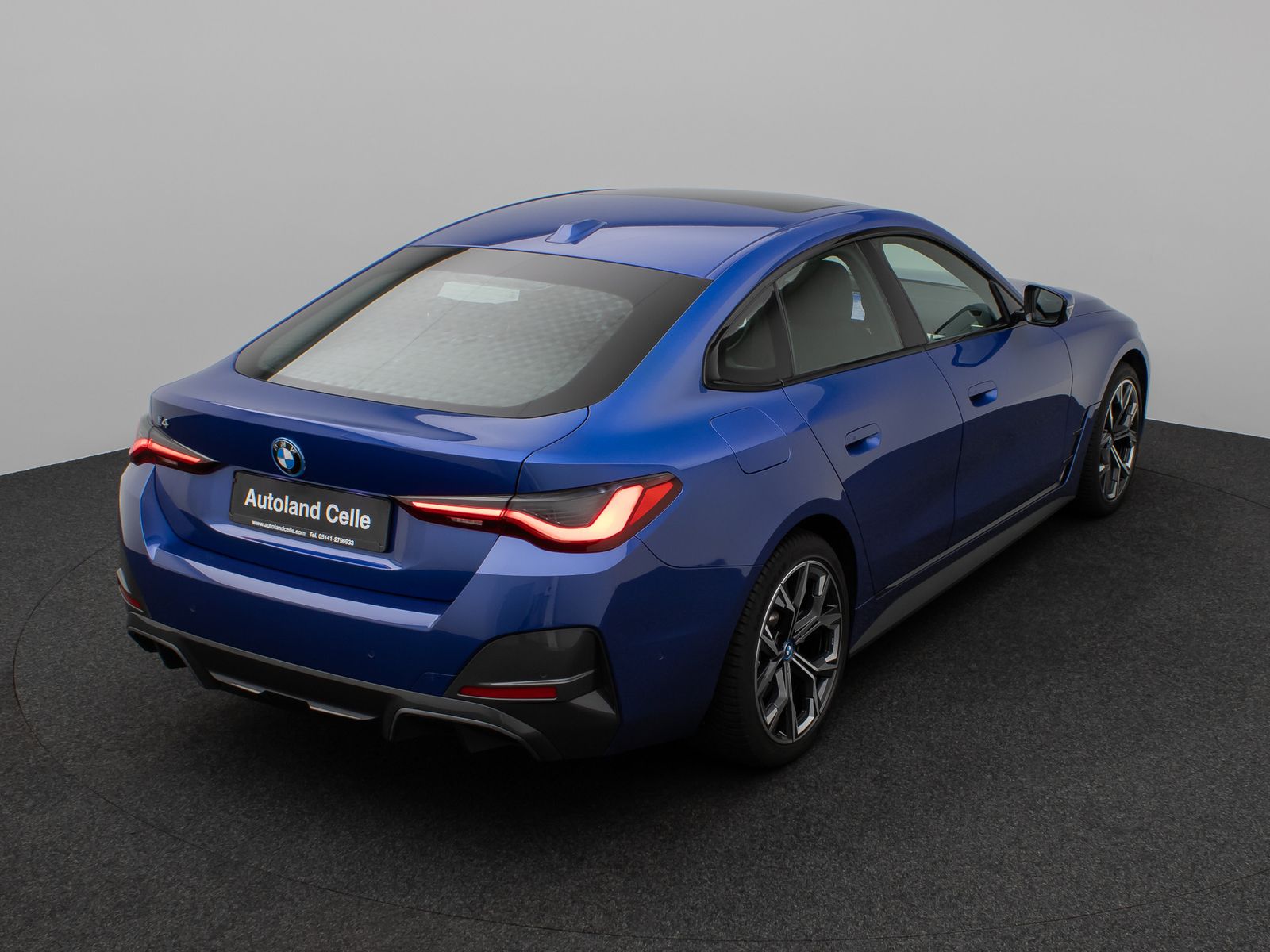 Fahrzeugabbildung BMW i4 eD40 M Sport Gran Coupè Kamera Glasdach HUD