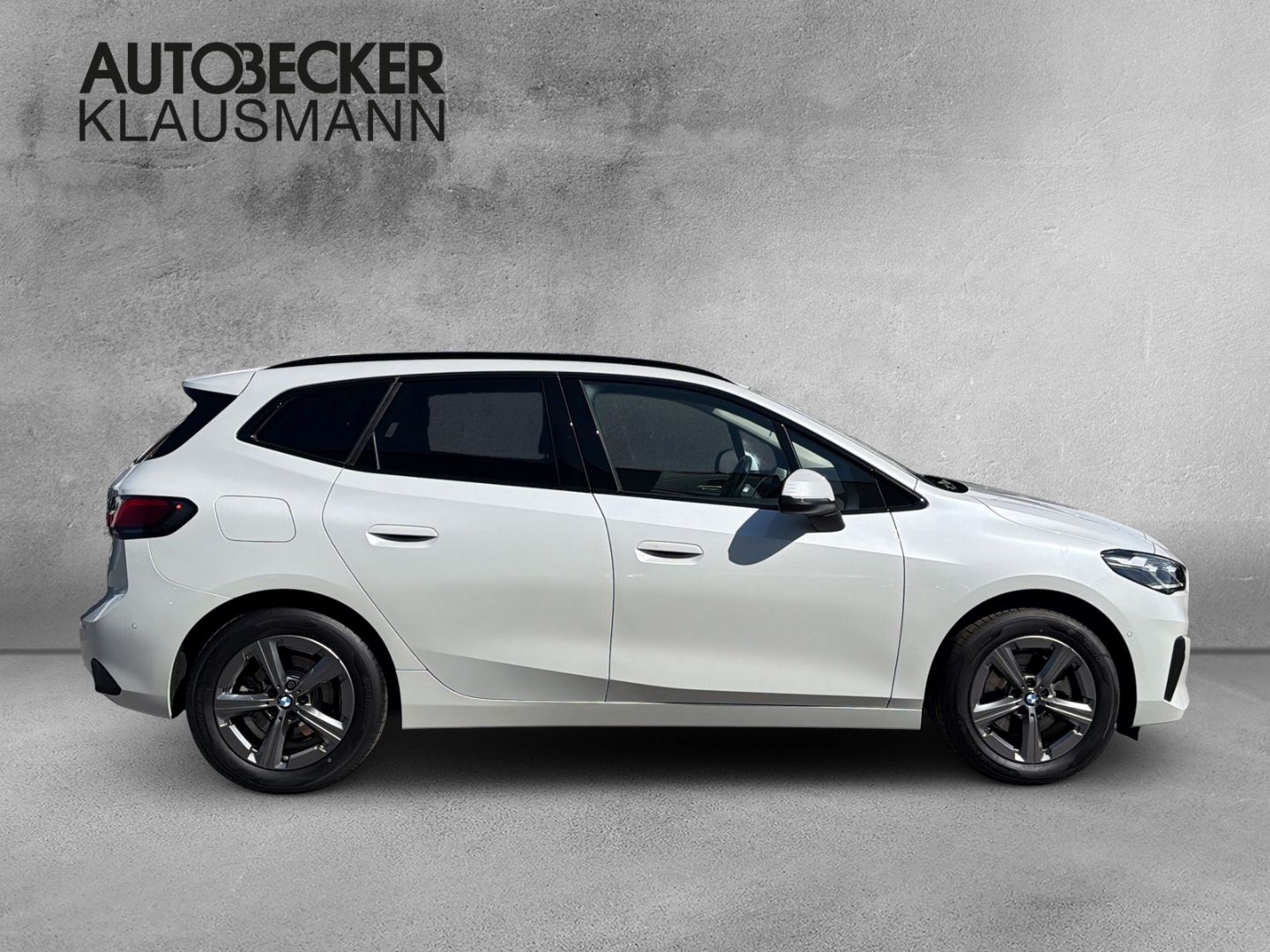 BMW 220 Active Tourer d Automatik 17''NAVI LED AHK D foto 4