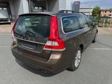 Volvo V70 Kombi 2.0l D4 Scheckheft Leder Schiebedach - Volvo V70 mit Diesel-Antrieb: Standheizung