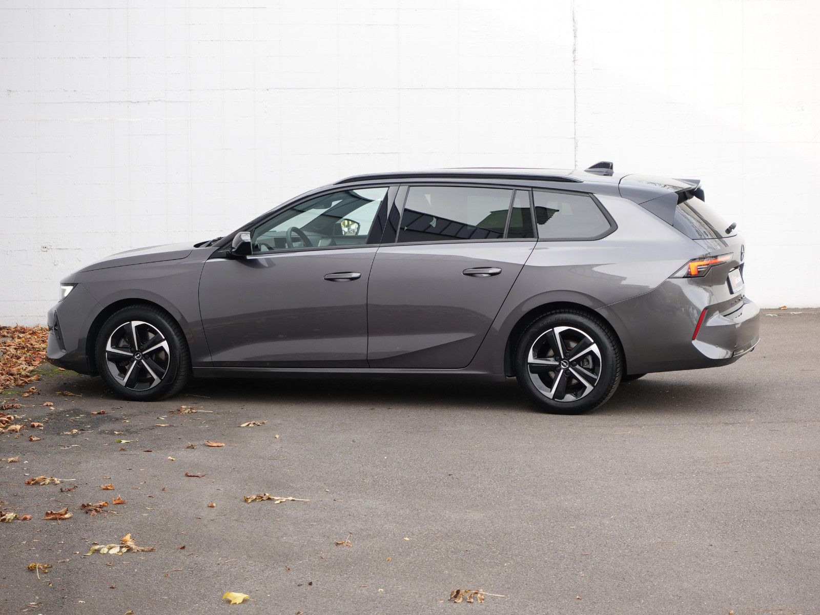 Fahrzeugabbildung Opel Astra ST 1.2T GS Automatik Navi,LED,PDC,Kamera