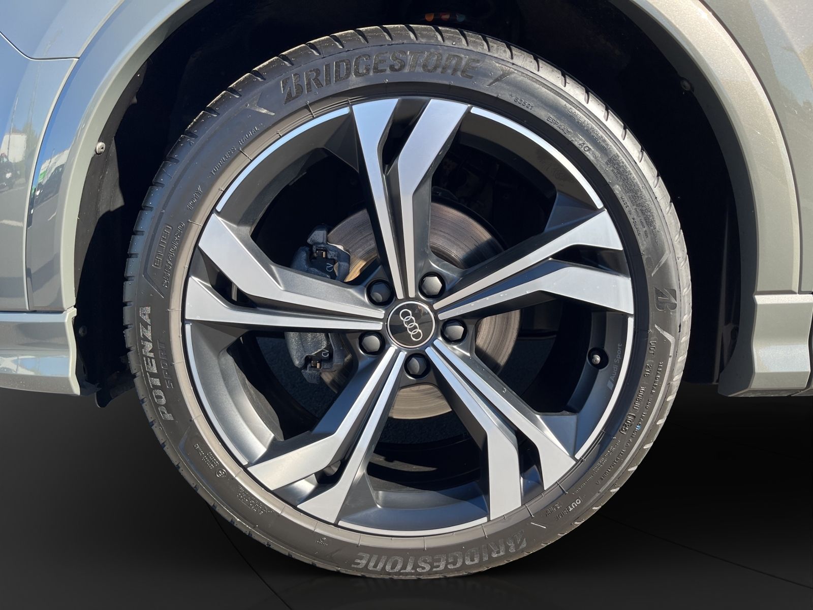 Audi Q3 - Bild 9