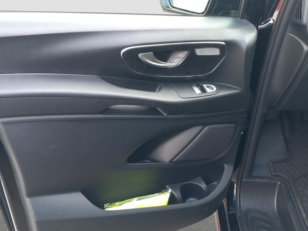 Fahrzeugabbildung Mercedes-Benz Vito 119 CDI Mixto 4M lang AHK*Navi*Standh.*LED