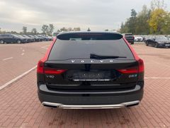 Fahrzeugabbildung Volvo V90 CC D5 AWD*IntelliSafe*Kyeless-Drive*LED*RFK