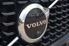 Fahrzeugabbildung Volvo XC60 B5 D AWD Ultimate Dark*STDHZG*LUFT*ACC*AHK