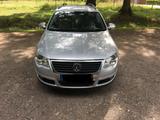 Volkswagen VW Passat 2.0 L FSI Kombi - Volkswagen Passat aus 2005: Kombi