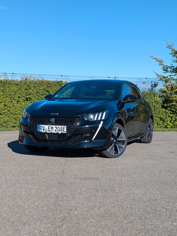 Image of Peugeot e-208
