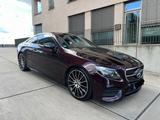 Mercedes-Benz E 220 d Coupe AMG Line/ Sonderlackierung/ Wides. - Mercedes-Benz E 220: Sportwagen