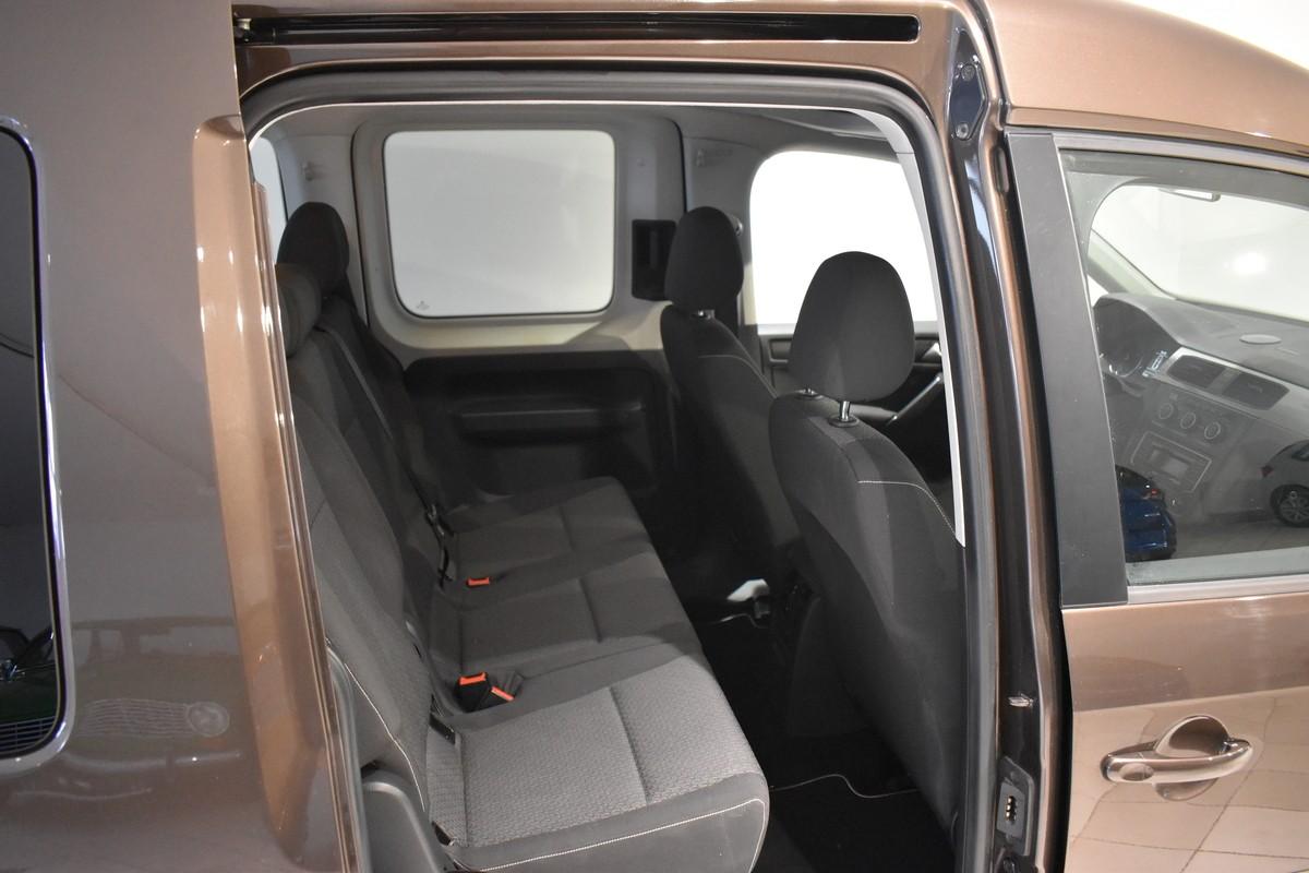 Volkswagen Caddy 2.0TDI Combi DSG AHK Tempomat SHZ