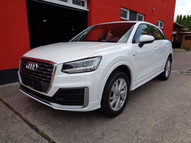 Audi Q2 35 TDI design NAVI LED PDC SHZ TEMPOMAT AHK