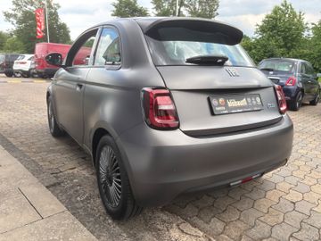 Fahrzeugabbildung Fiat 500e Icon Navi Klimaaut. DAB Mattlackierung