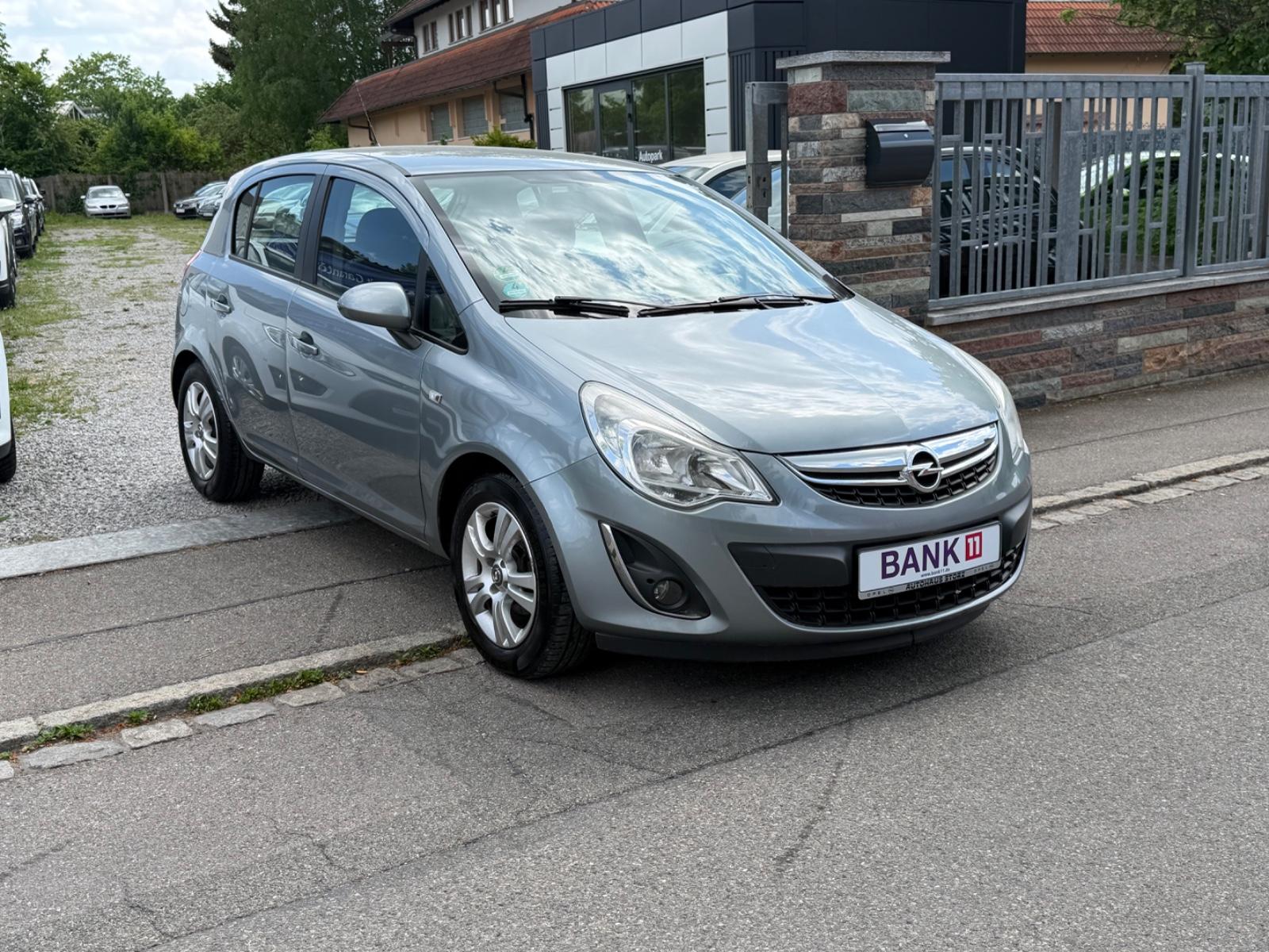 Opel Corsa D Satellite#Tüv.05.2027#Tkm.72#