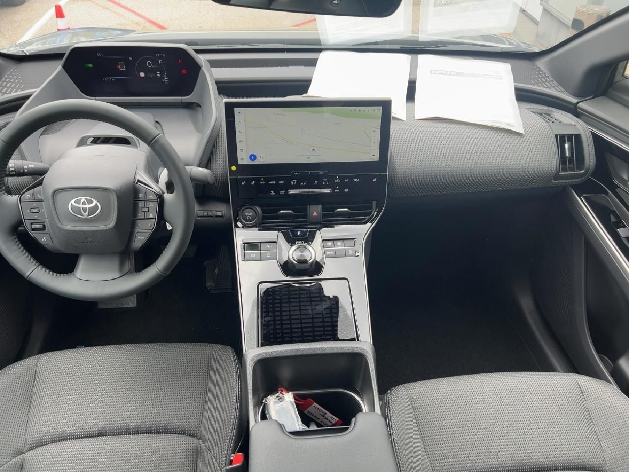 Fahrzeugabbildung Toyota bZ4X FWD Teamplayer 150kW