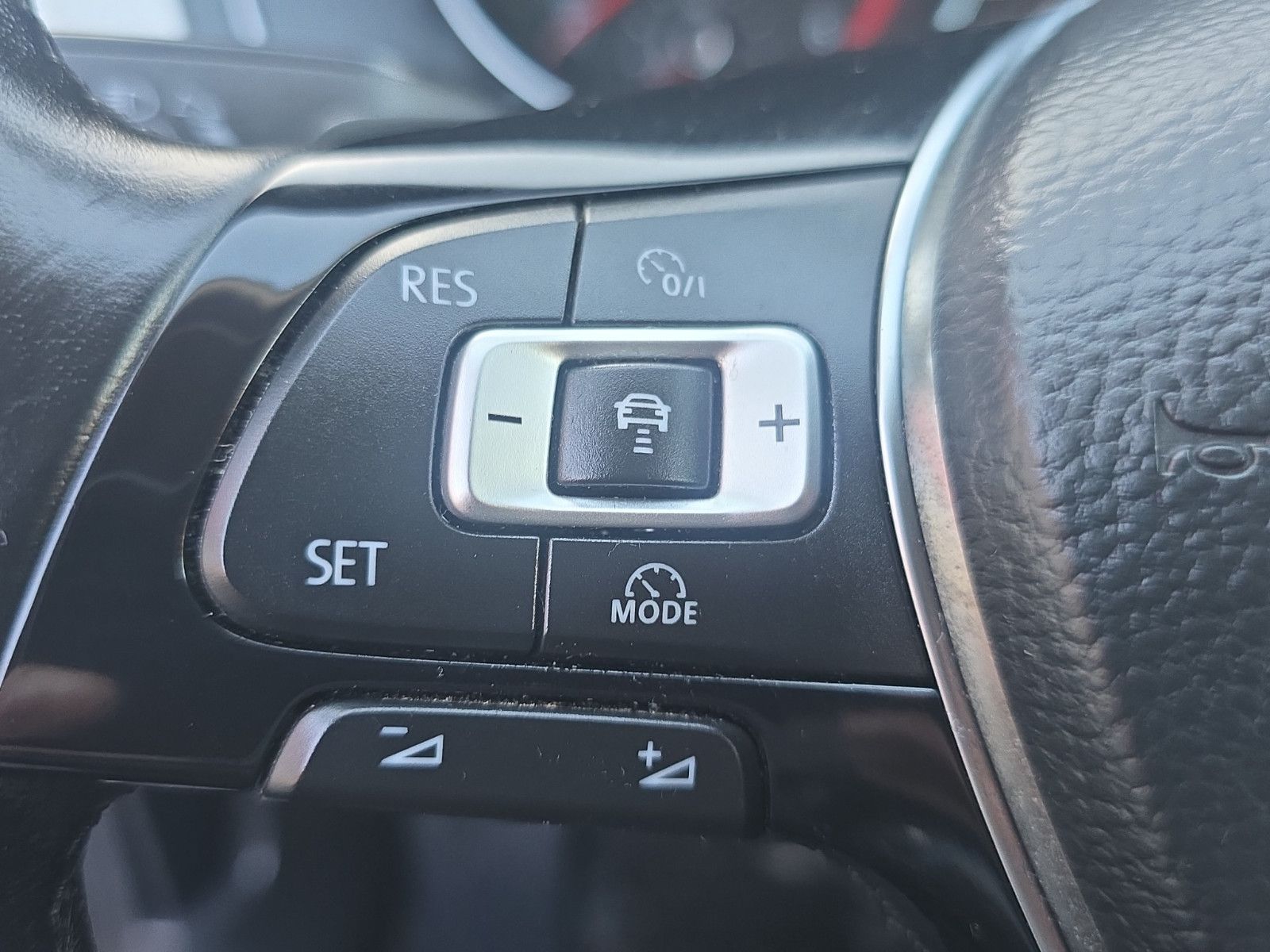 Fahrzeugabbildung Volkswagen Passat Variant Comfortline BMT/Start-Stopp AHK