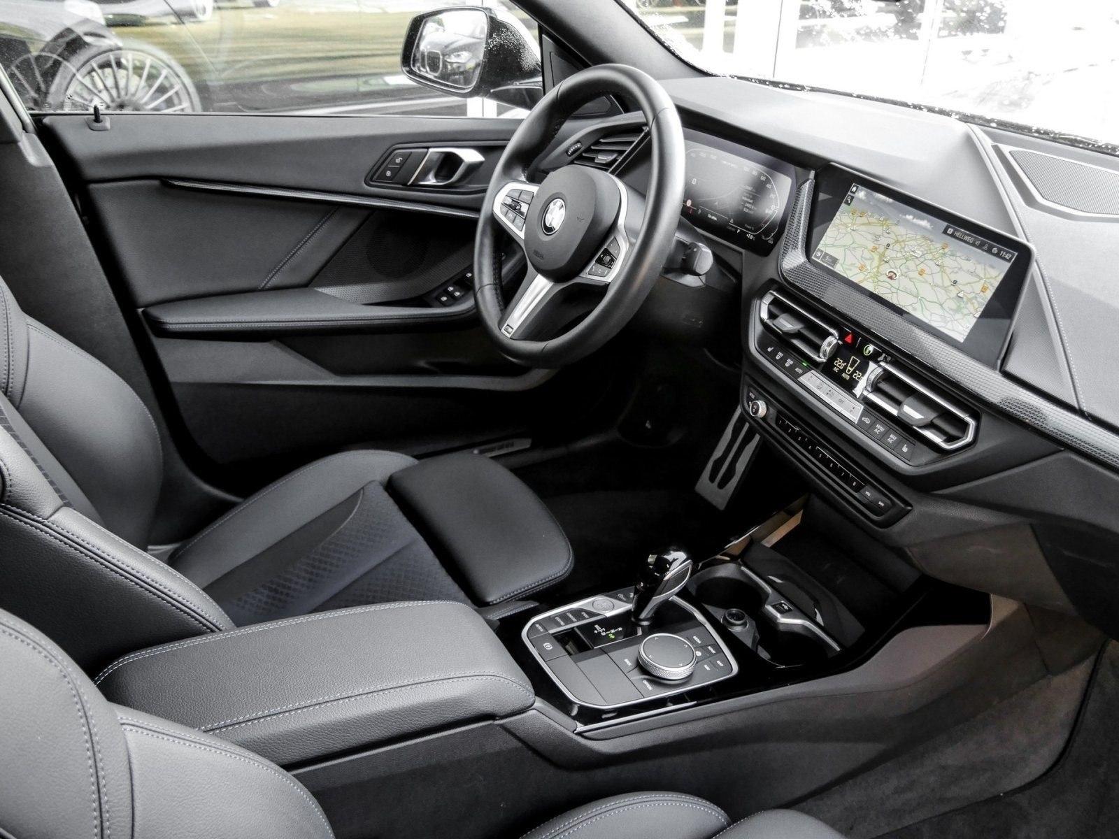 BMW M235i xDrive M SPORT+ACC+DA+PA+ADAPT.LED+HiFi