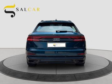 Audi Q8 - 5