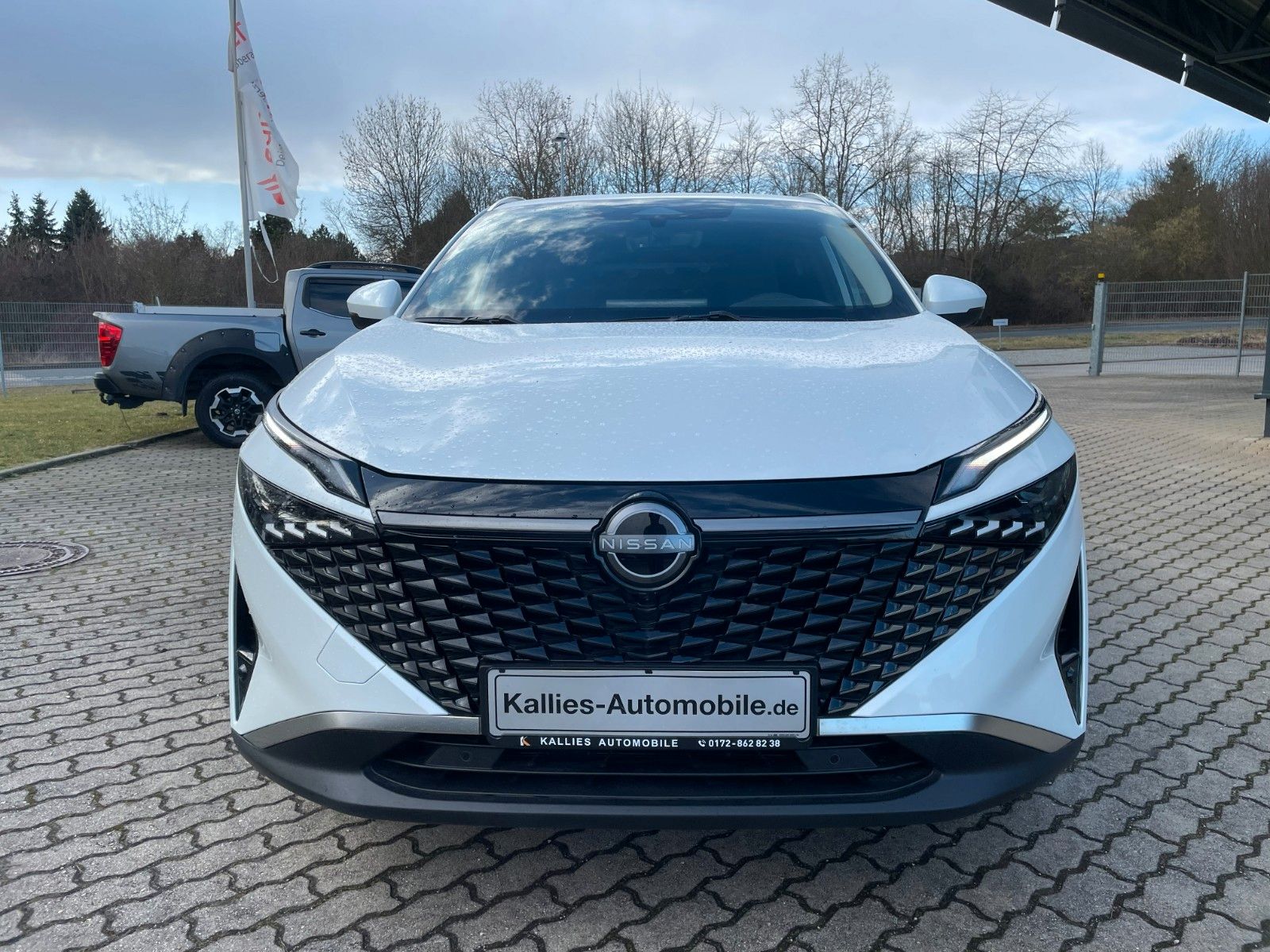 Fahrzeugabbildung Nissan Qashqai 1.3 DIG-T MHEV AT N-Connecta WINTERPAKET