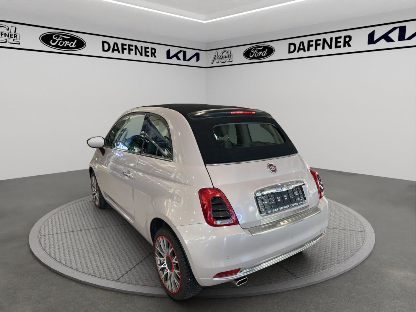 Fahrzeugabbildung Fiat 500 Star Faltdach PDC Tempomat Klima Allwetter