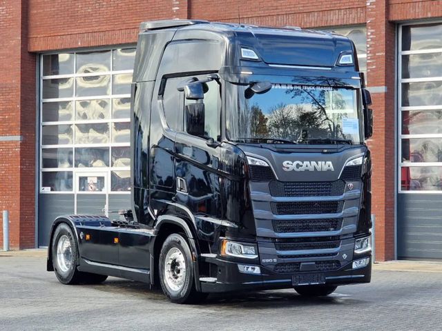 Scania 590S V8 NGS Highline 4x2 - NEW - Full spec - Lea