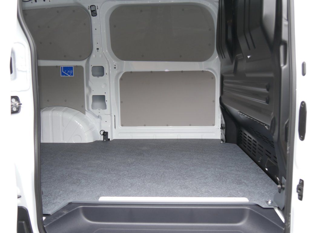 Fahrzeugabbildung Volkswagen New Transporter Kasten 2,0 TDI 81kW 6-Gang Navi