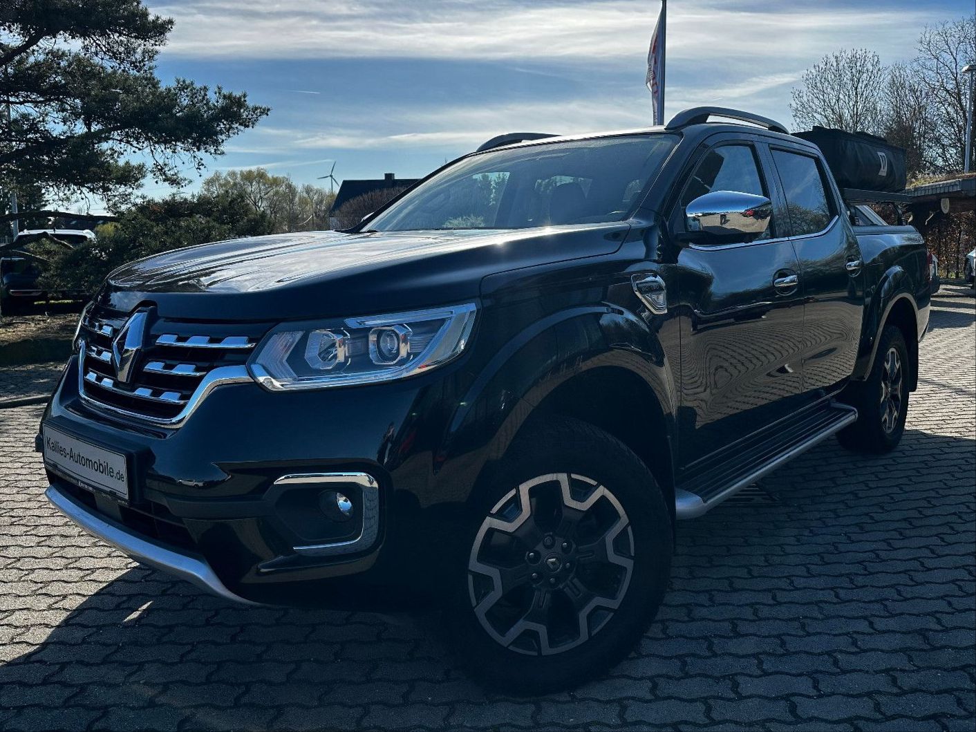 Fahrzeugabbildung Renault Alaskan Intens Double Cab 4x4