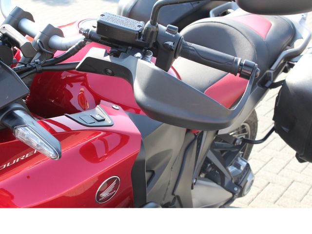 Honda VFR1200X Cross Tourer