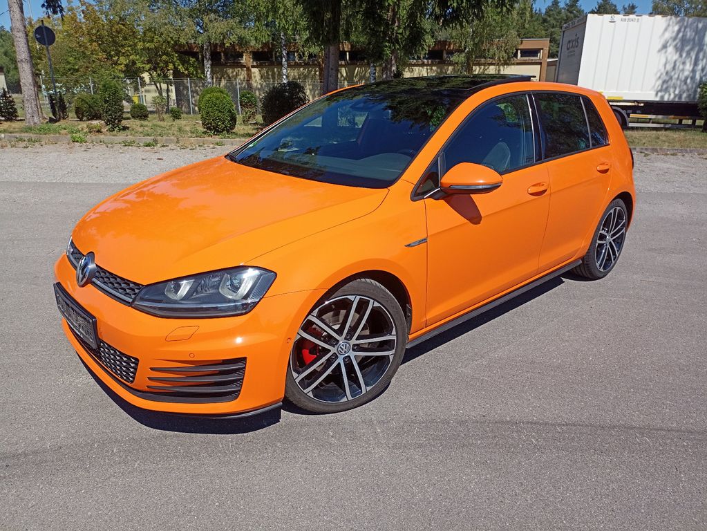 Image of Volkswagen Golf
