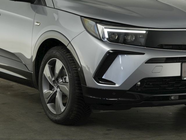 Grandland GS+LED+NAVI+360 GRAD KAMERA+SITZ-/LENK