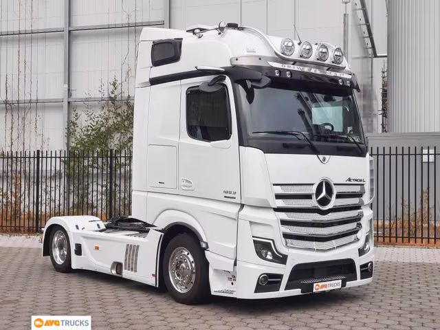 Mercedes-Benz 1853 LS ACTROS L Hubsattelkupplung Leder Alu