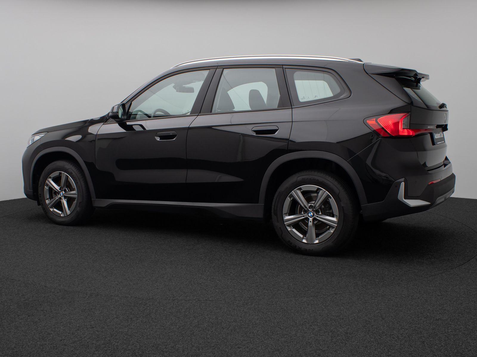 Fahrzeugabbildung BMW X1 sD18i Kamera DAB Fernlichtassist Komfort AHK