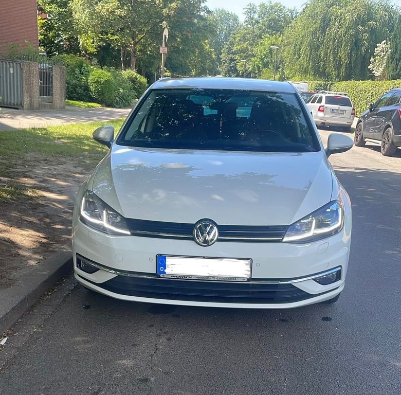 Image of Volkswagen Golf