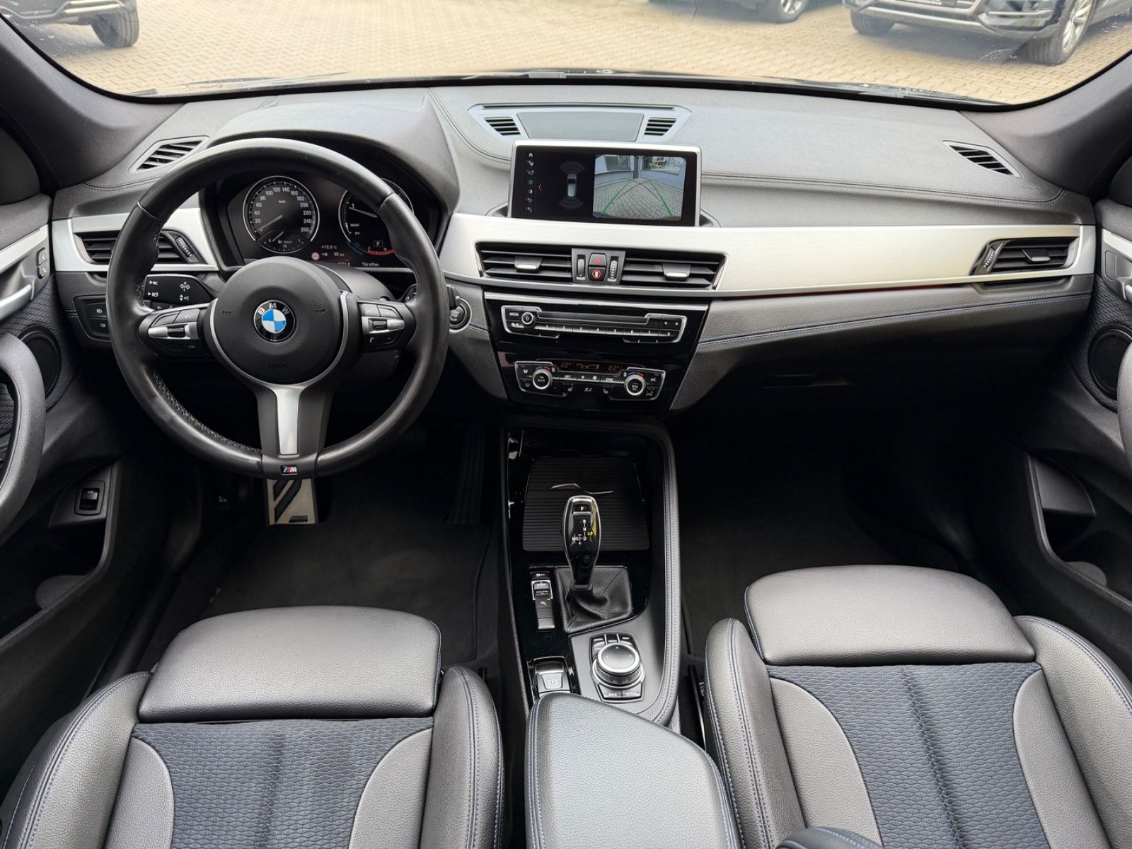 BMW X1 sDrive 18 d/M SPORTPAKET/LED/KAMERA/LEDER/AUT foto 15