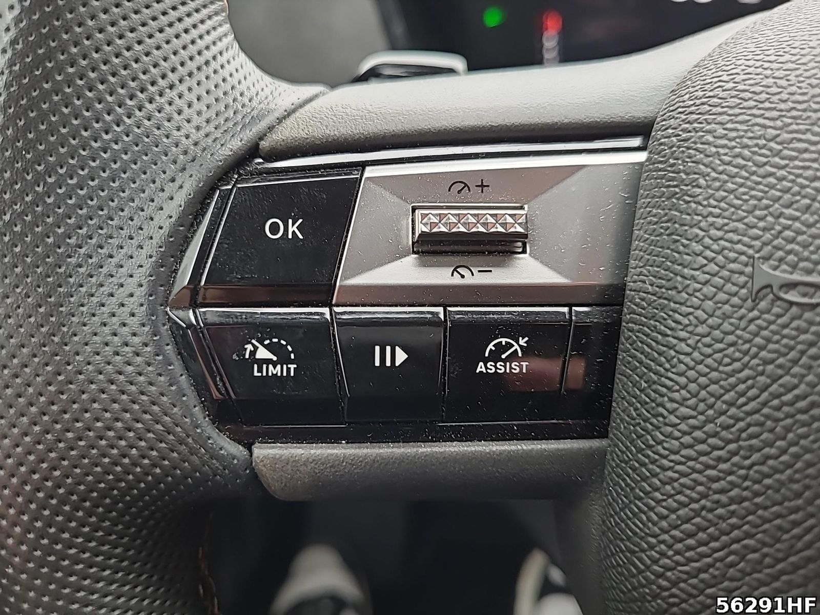 Fahrzeugabbildung DS Automobiles DS4 Performance Line