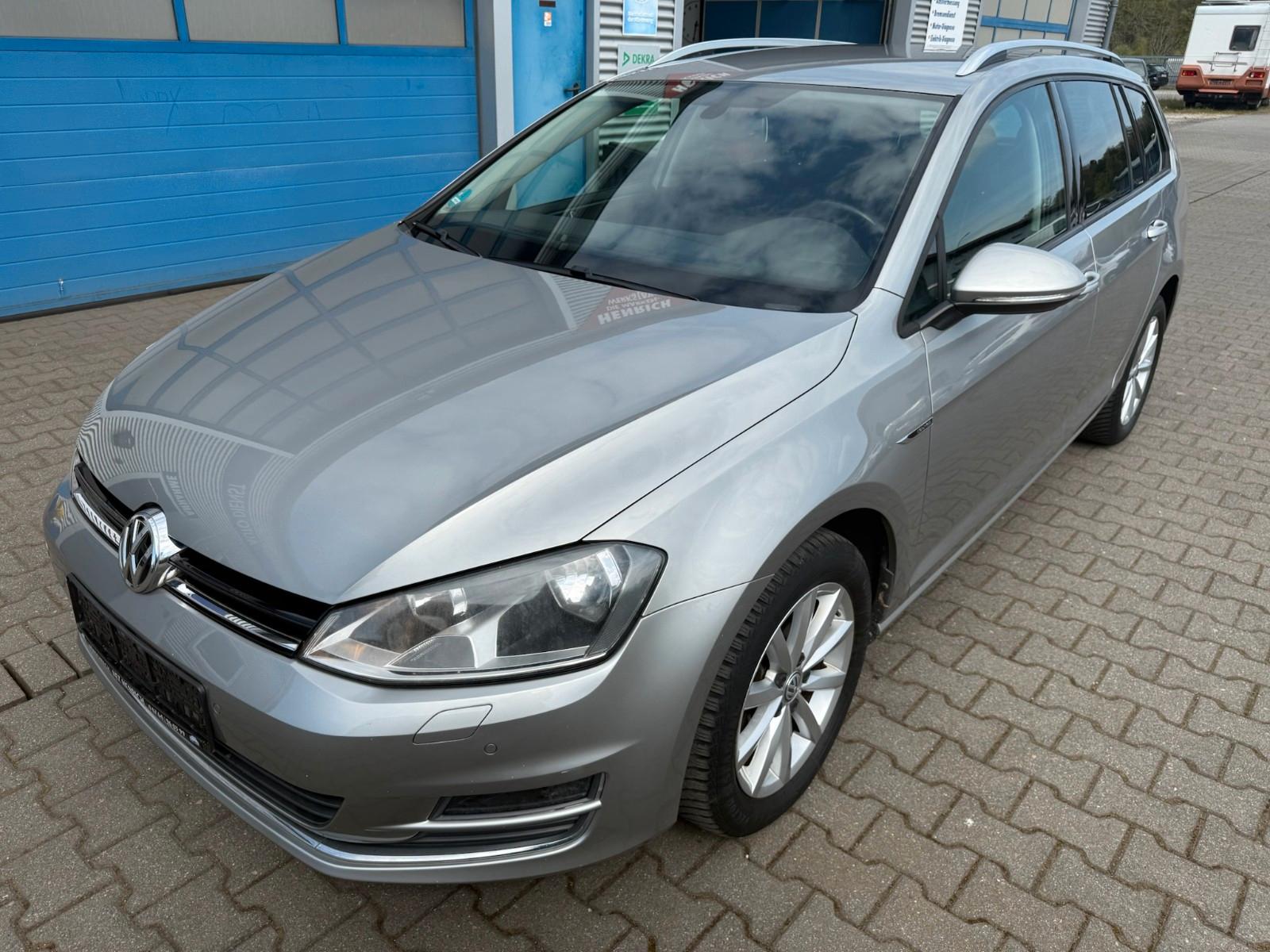 Volkswagen Golf VII Variant Lounge BMT