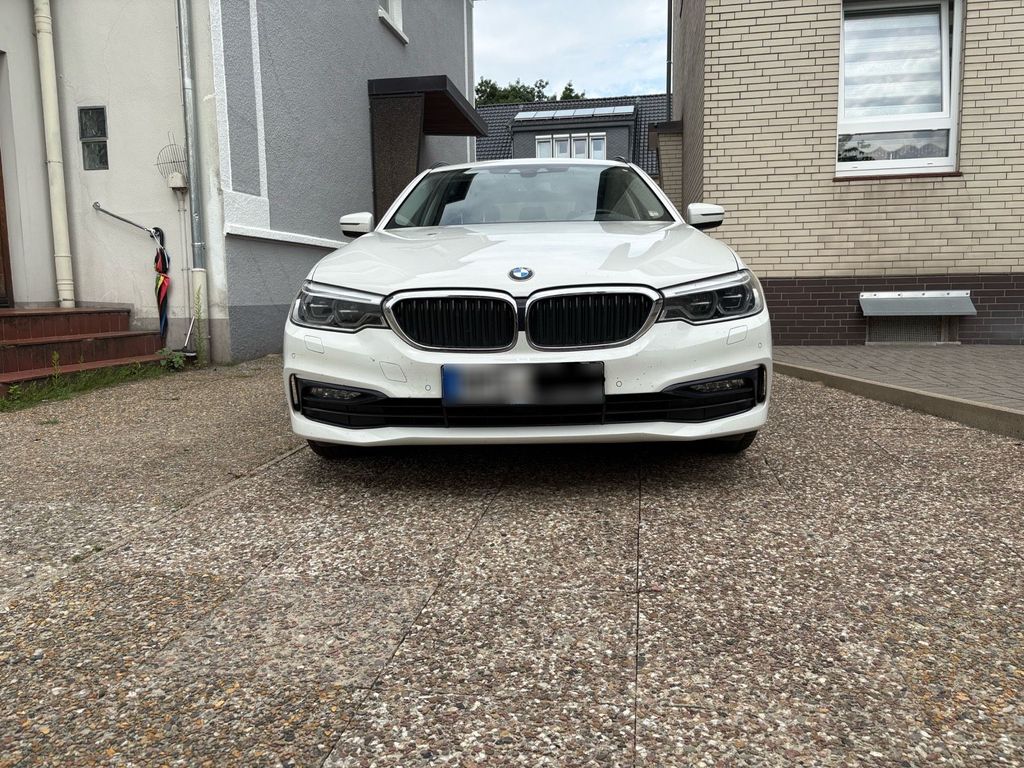 Image of BMW 520
