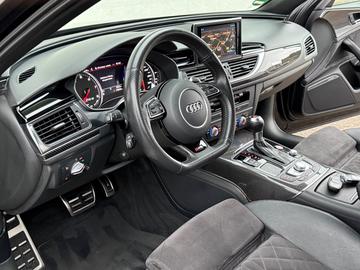 2018 AUDI RS6 缩略图 11