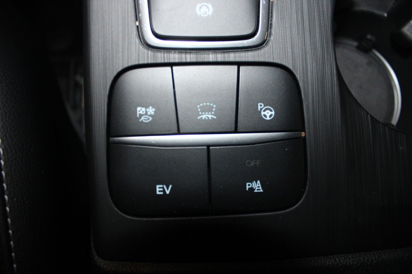 Fahrzeugabbildung Ford Kuga PHEV Titanium X ACC LED HUD 2xCam WinterP.