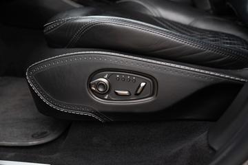 صورة مصغرة 23 لـ 2020 Aston Martin DBX