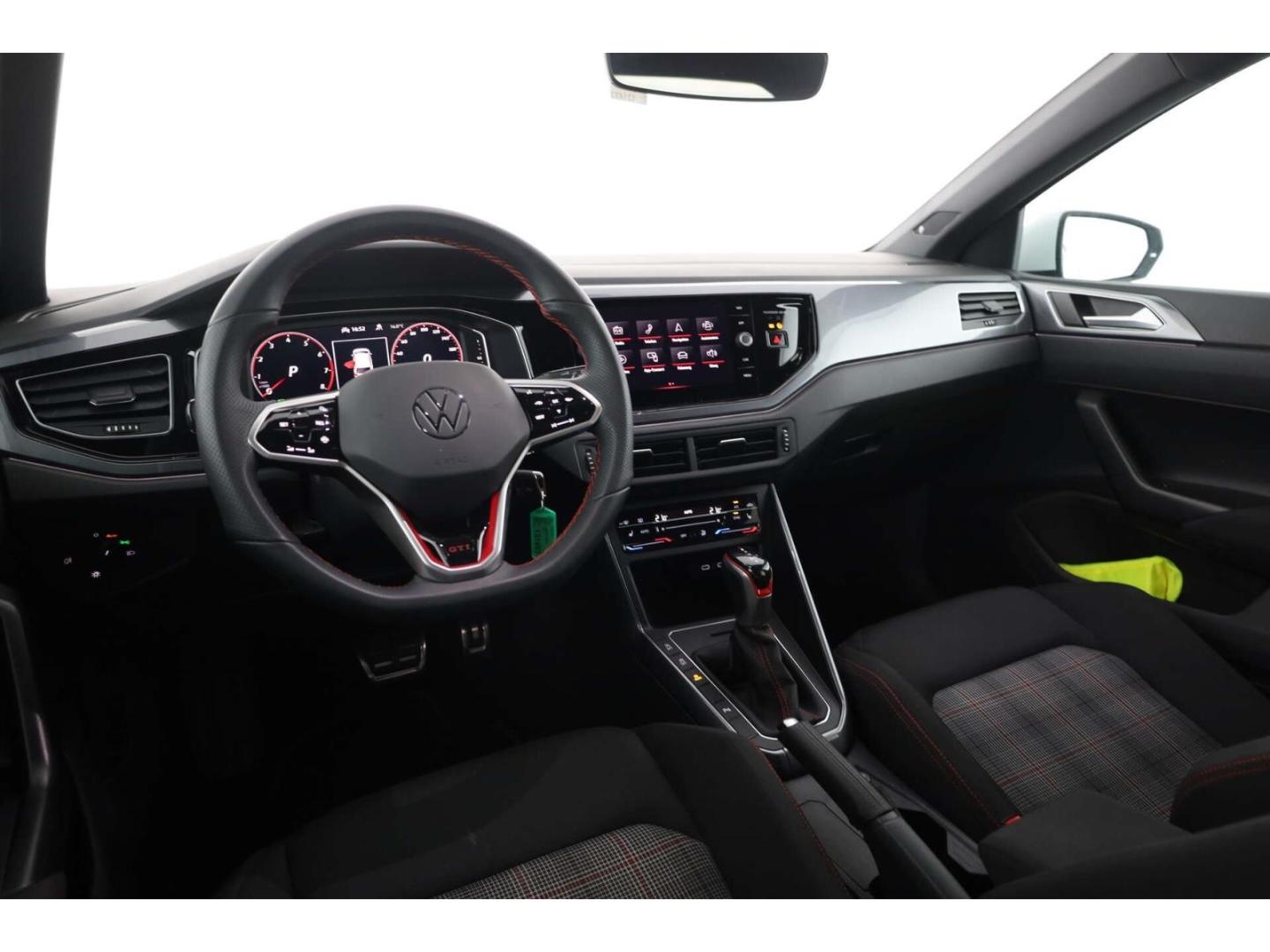 Volkswagen Polo GTI 2.0 TSI OPF DSG Matrix/RFK/18''/PDC/SH, миниатюра 9