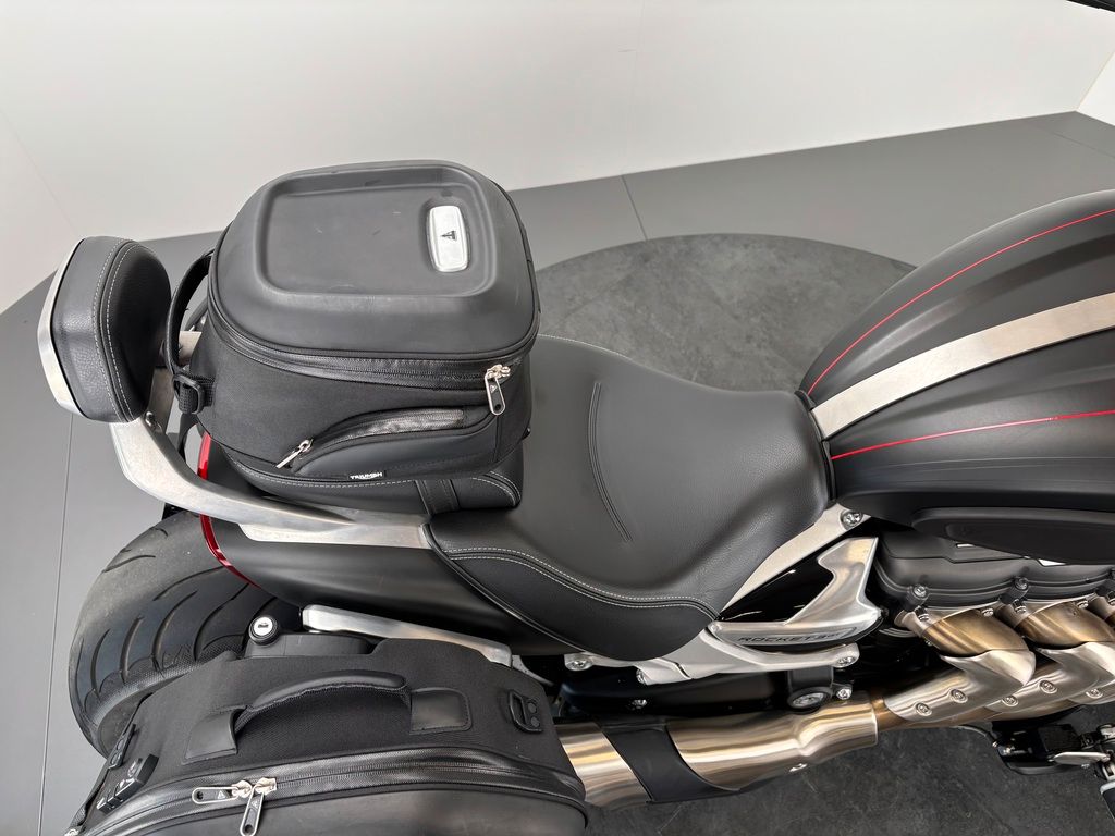 Fahrzeugabbildung Triumph ROCKET 3 GT *SEITL. KZH *TOP-ZUSTAND *2. HAND
