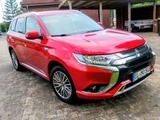 Mitsubishi Outlander - Mitsubishi Outlander Kombi Gebrauchtwagen