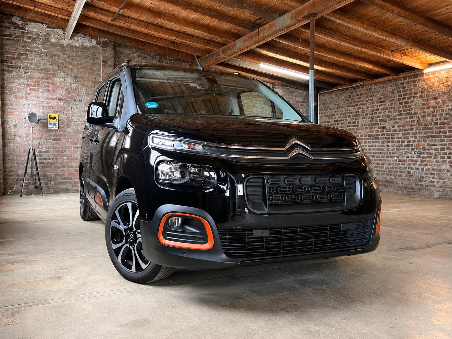 Citroën Berlingo PureTech 130 XTR SHINE*AHK*Pano*Carplay