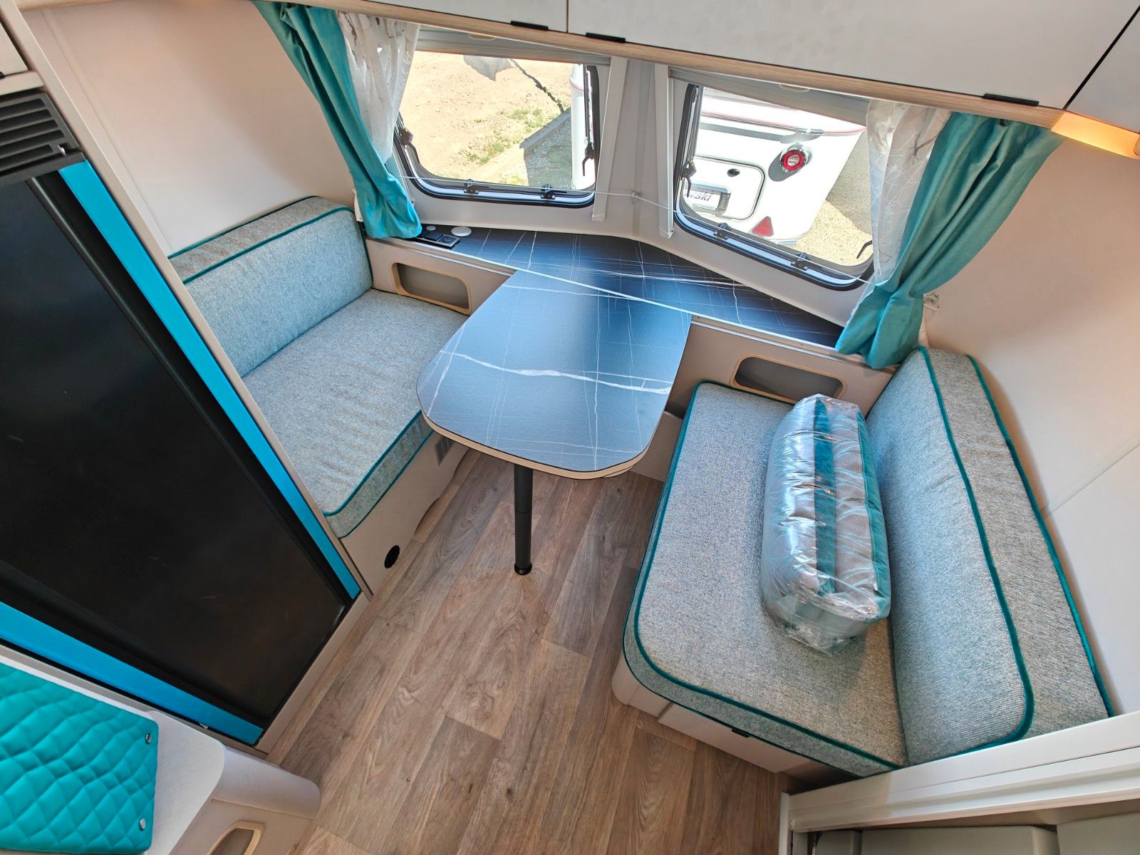 Fahrzeugabbildung HYMER / ERIBA / HYMERCAR Touring 630 Harbour Blue - JETZT 6.719€ SPAREN !