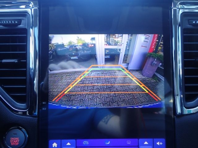 Fahrzeugabbildung SWM G05 Pro El. Panodach Leder digitales Cockpit App