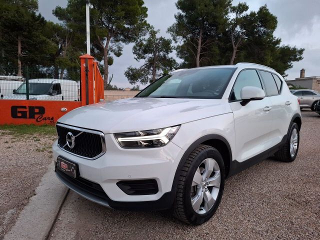 Volvo XC40-2.0-150cv*LED*NAVI*RADAR