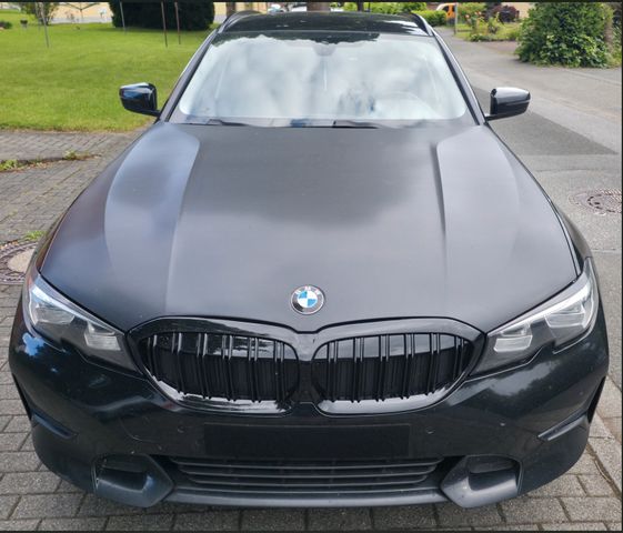 BMW 318d Touring 