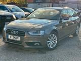 Audi A4 2.0 TDI Avant *Attraction* ultra /Xenon/ Eur6 - Audi A4: 2.6